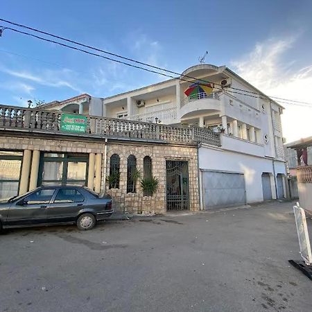 Guest House Nuhii Ulcinj Bagian luar foto