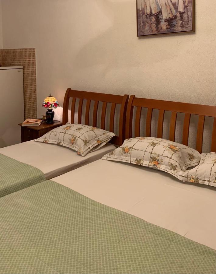 Guest House Nuhii Ulcinj Bagian luar foto