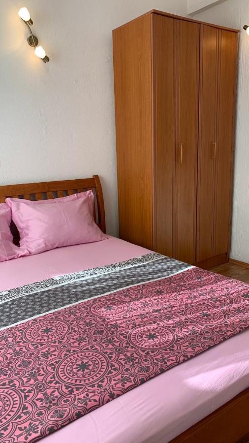 Guest House Nuhii Ulcinj Bagian luar foto