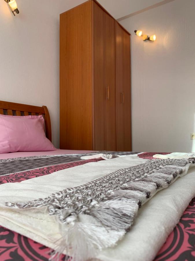 Guest House Nuhii Ulcinj Bagian luar foto