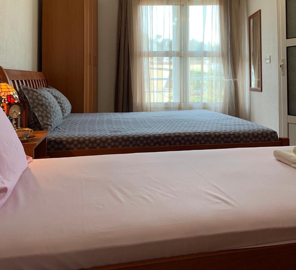 Guest House Nuhii Ulcinj Bagian luar foto