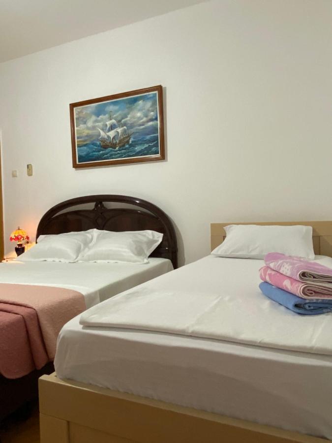 Guest House Nuhii Ulcinj Bagian luar foto